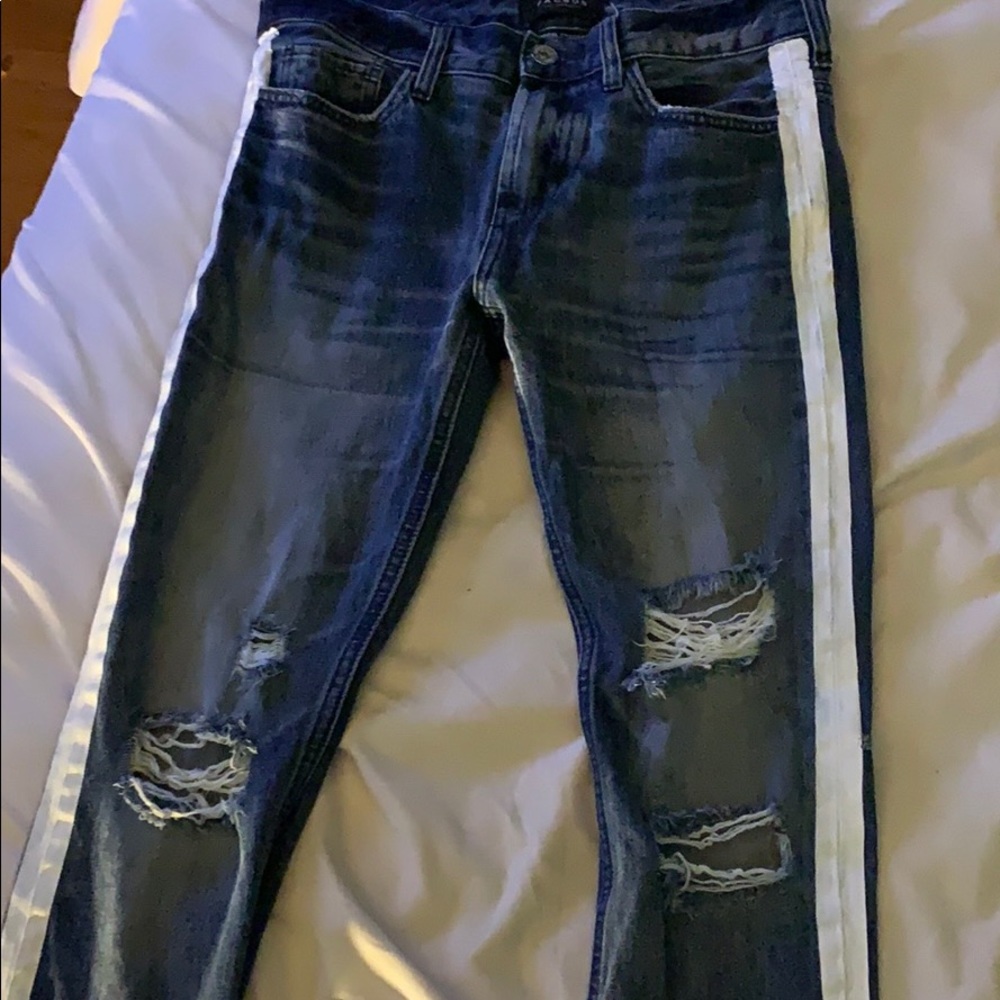 Blue skinny jeans